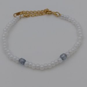 Bracelet perles en verre blanches et bleues